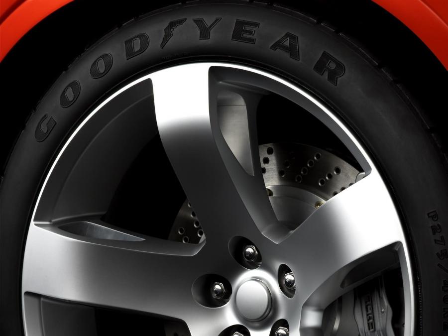  Dodge Challenger RT Concept 2007 года  (фото 10 из 15)